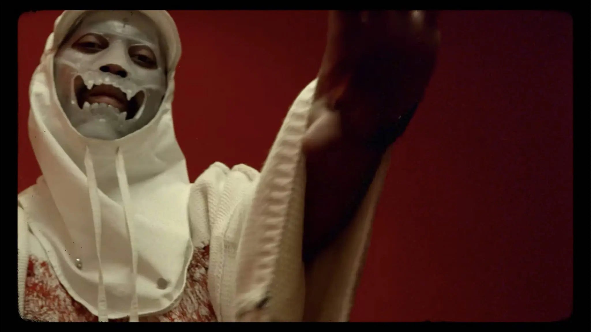 Ray Fuego Ft. Mug - Cosmos (Prod. Houssam) - Patta