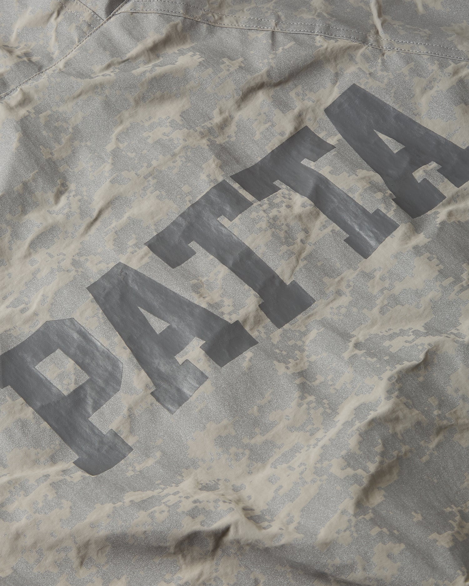 Patta Digi Camo Reflective Jacket (Wild Dove)