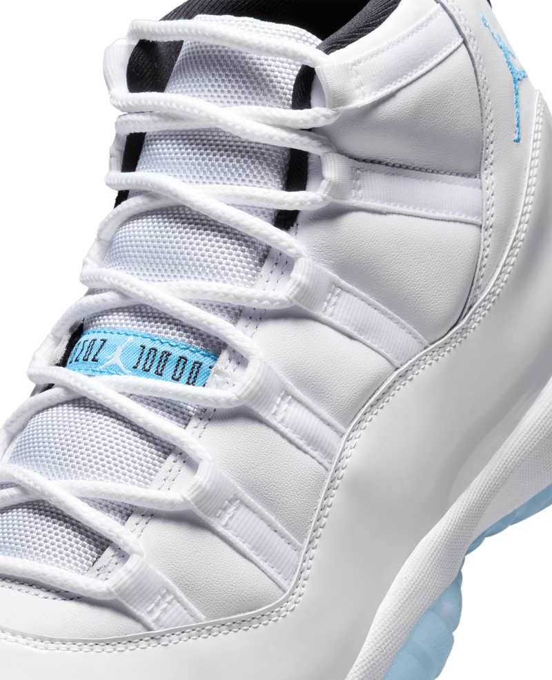 Air Jordan 11 Retro Legend Blue