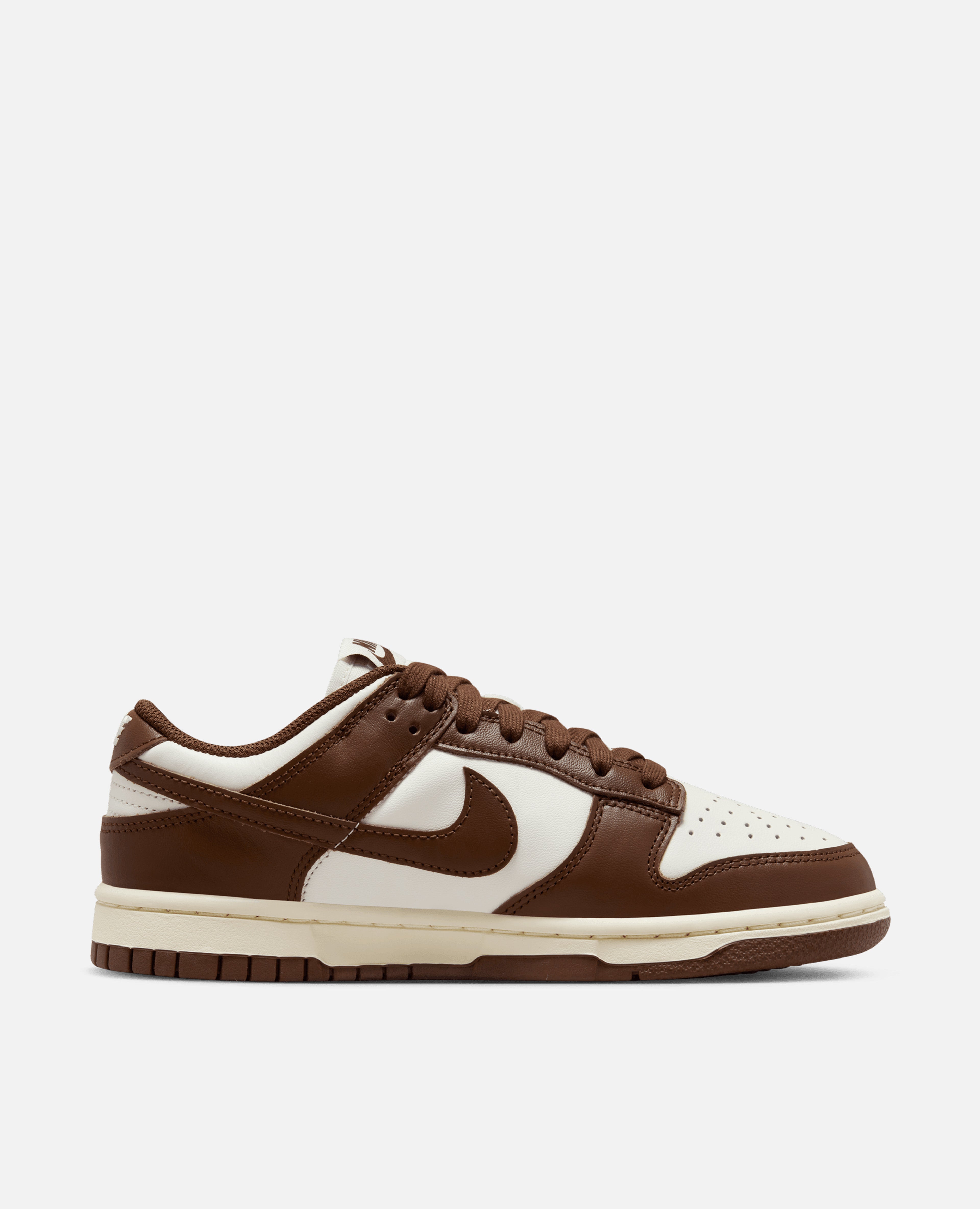 Patta shop dunk low