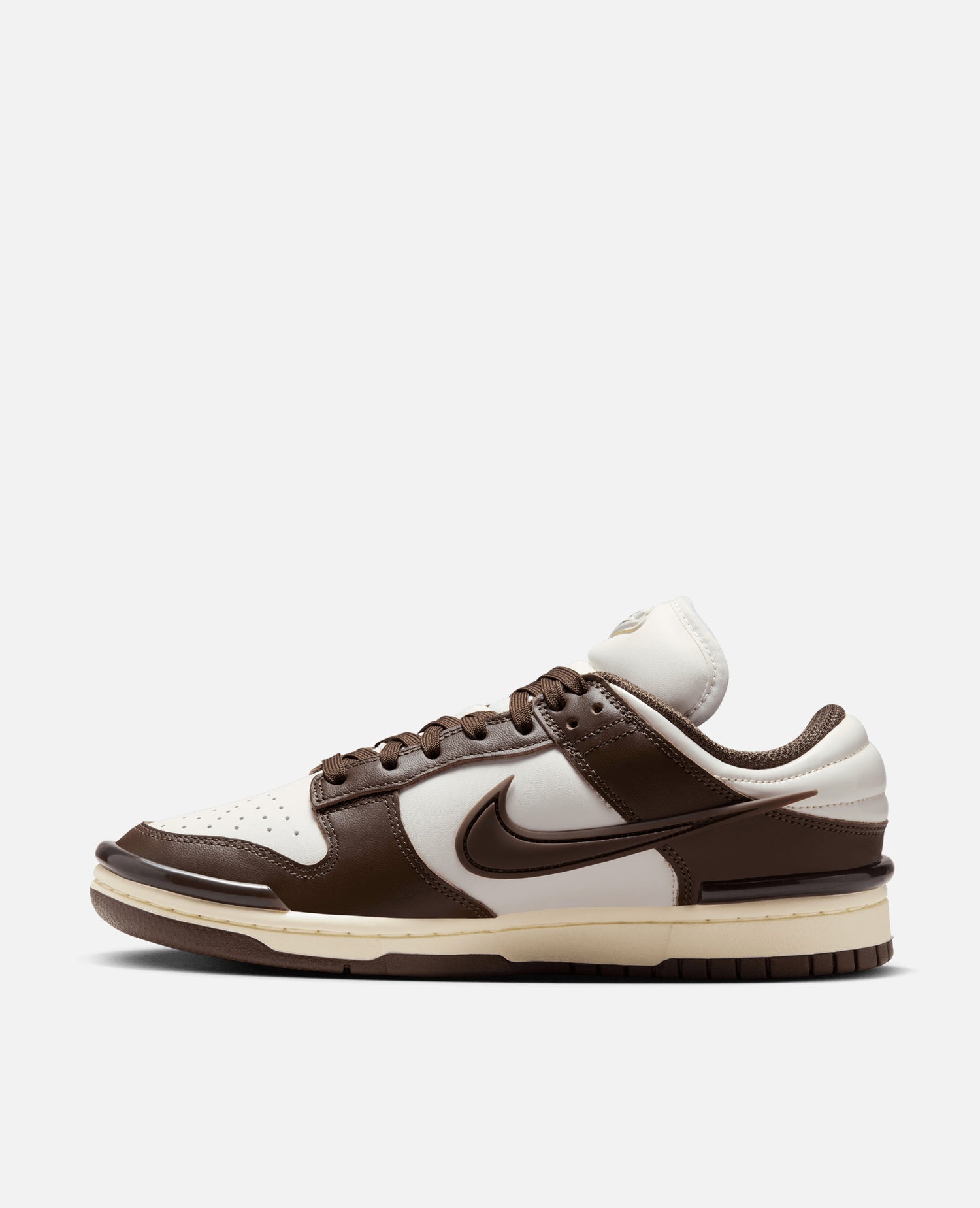 Nike WMNS Nike Dunk Low Twist (Phantom/Baroque Brown-Coconut Milk)