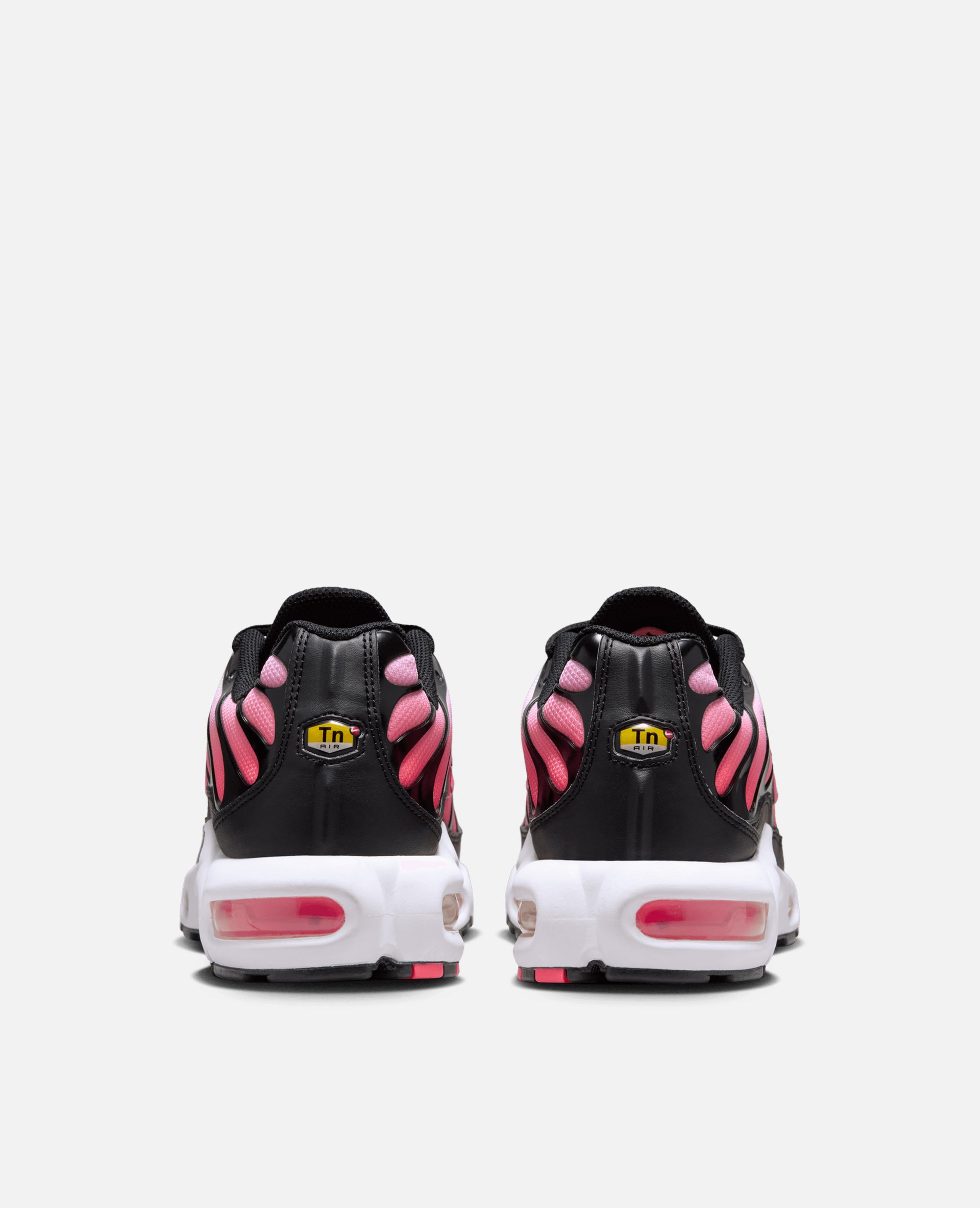 Nike WMNS Air Max Plus (Black/Hot Punch-White)