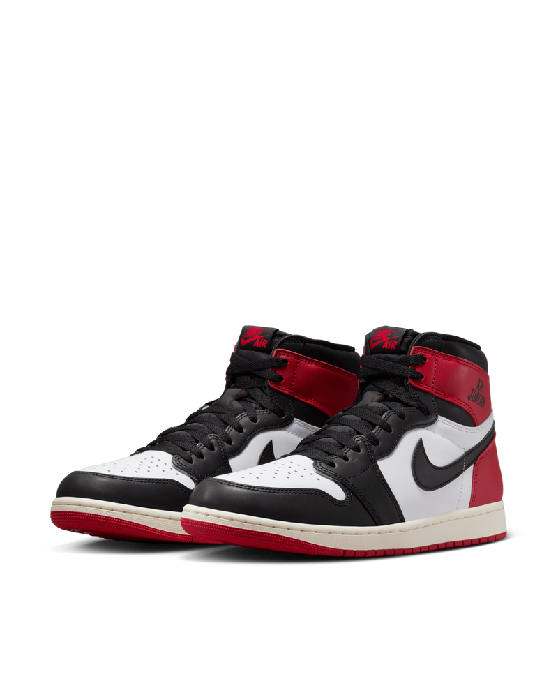 Air Jordan 1 Retro High OG 'Black Toe'