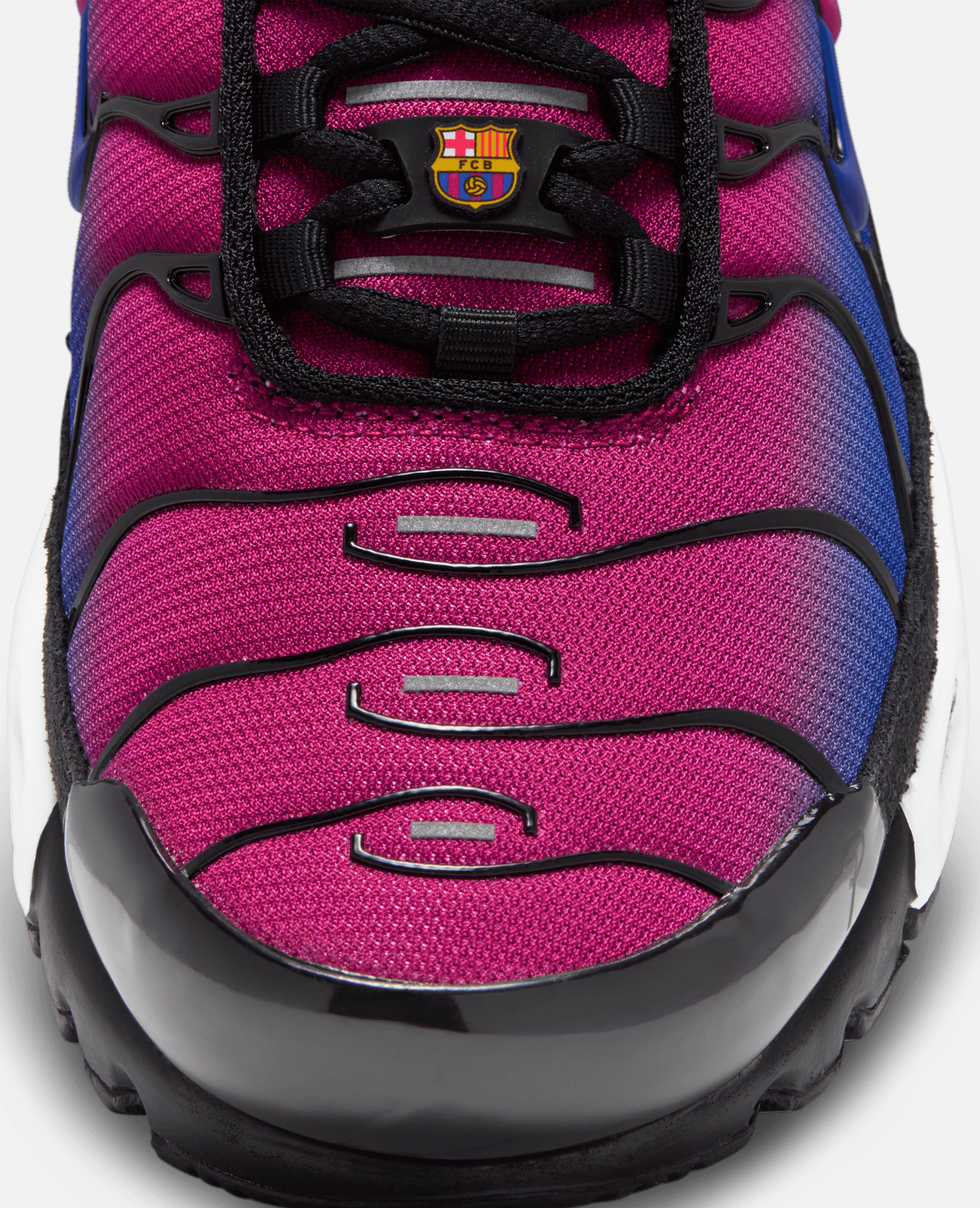 Pink blue and hotsell black air max plus