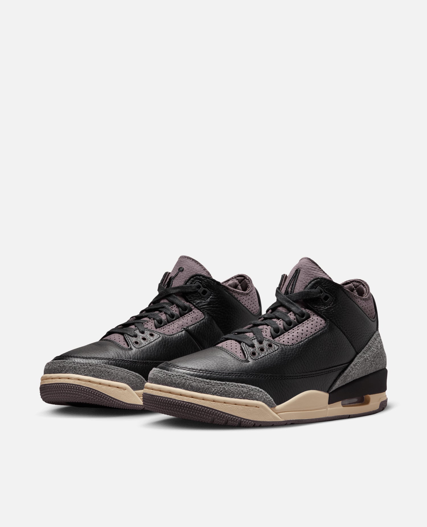 Nike WMNS Air Jordan 3 Retro OG Sp (Black/Black-Flat Pewter-Violet Ore-Muslin)