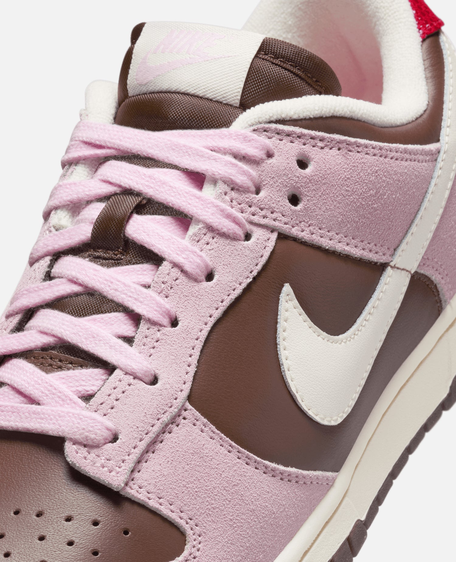 Nike Dunk Low (Cacao Wow/Pale Ivory-Pink Foam)