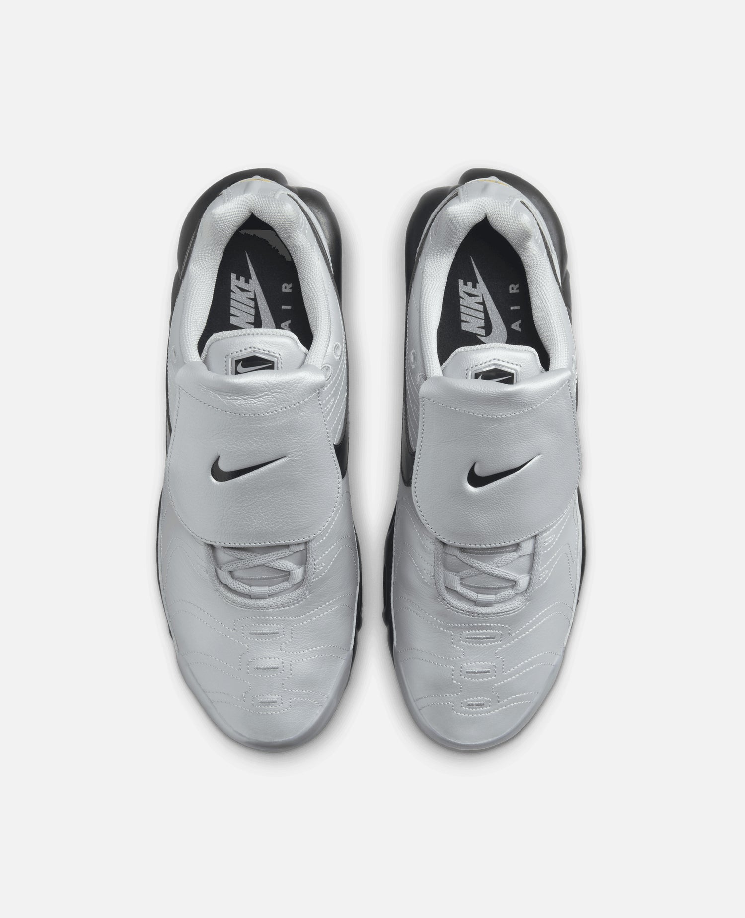 Nike Air Max Plus (Wolf Grey/Black-Metalic Silver)