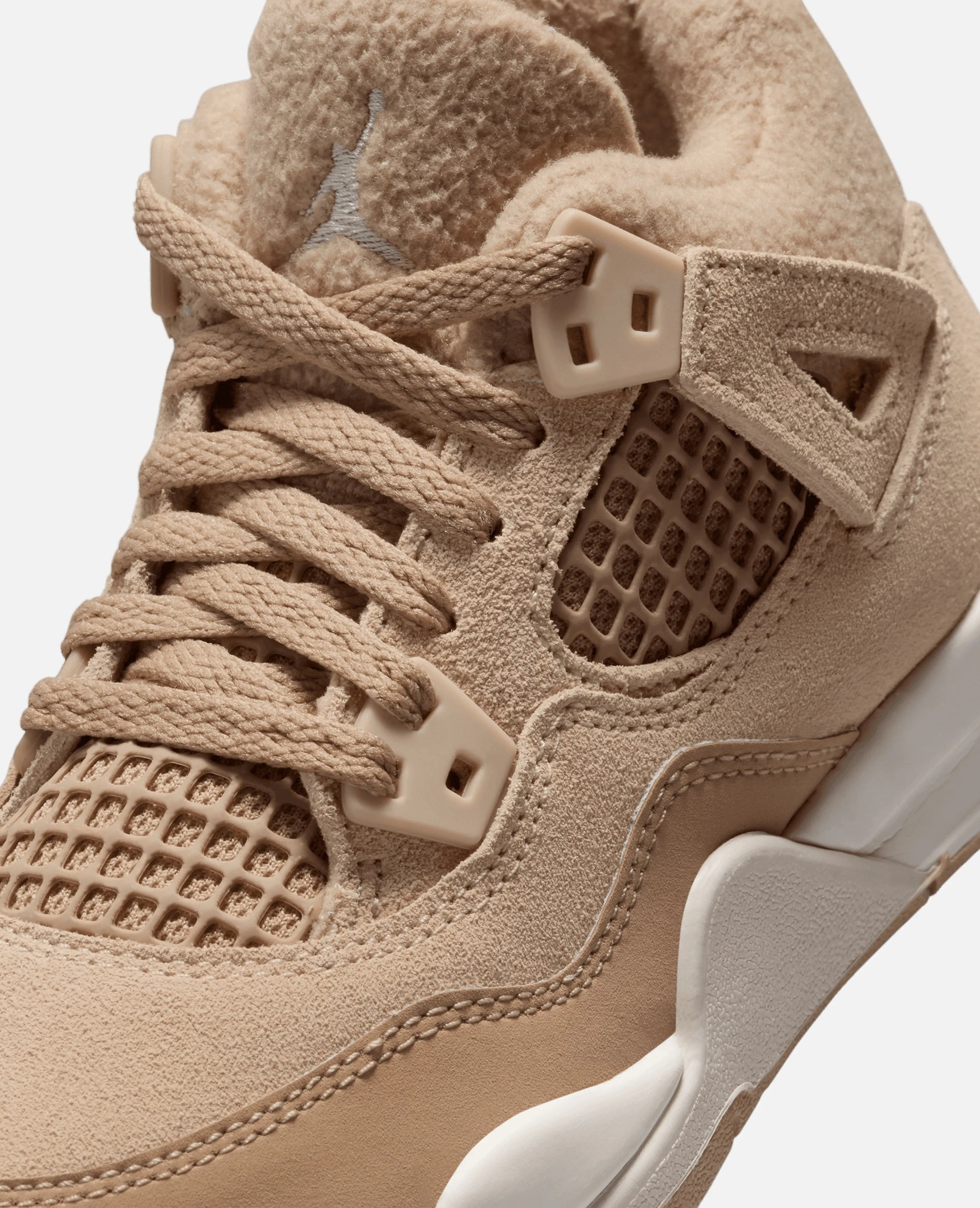 nike jordan under 4000