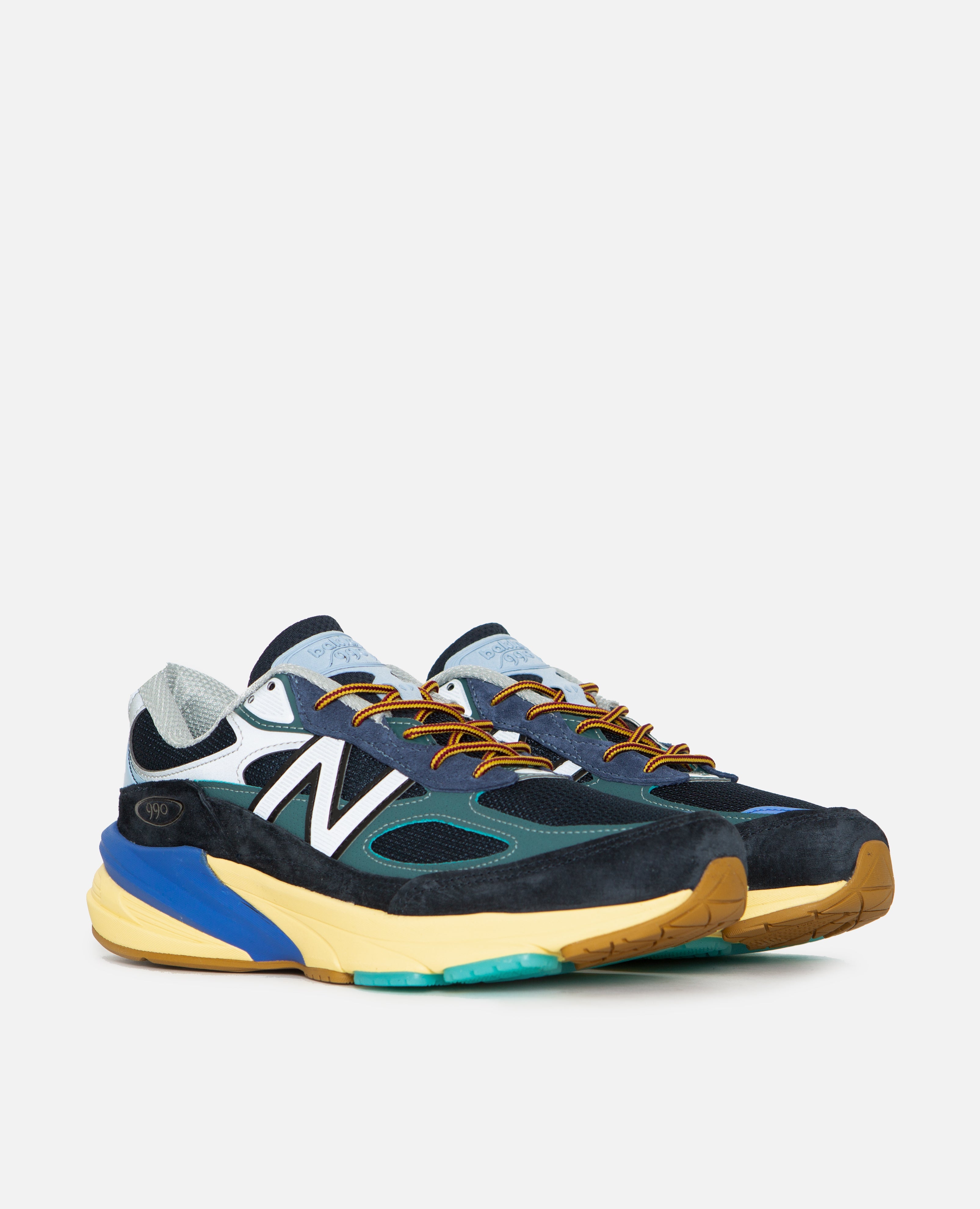 New balance shop 424 classic cyan