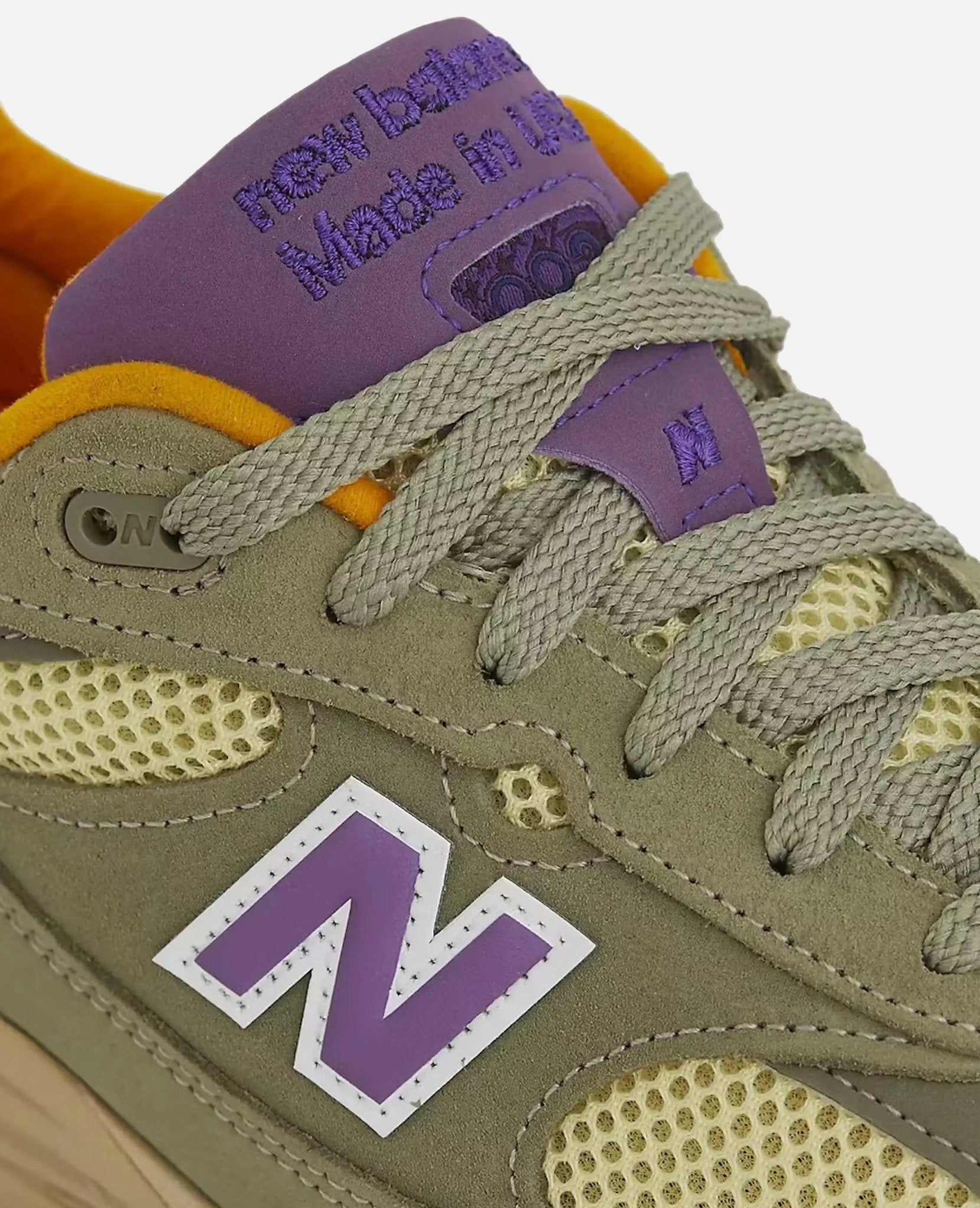 New Balance U993 - Patta