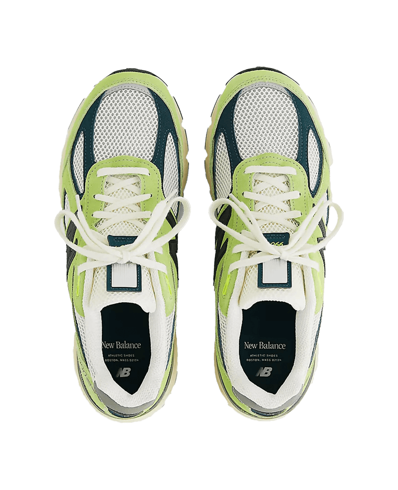 New Balance x Teddy Santis 990v4 (Hi - Res/White) - Patta