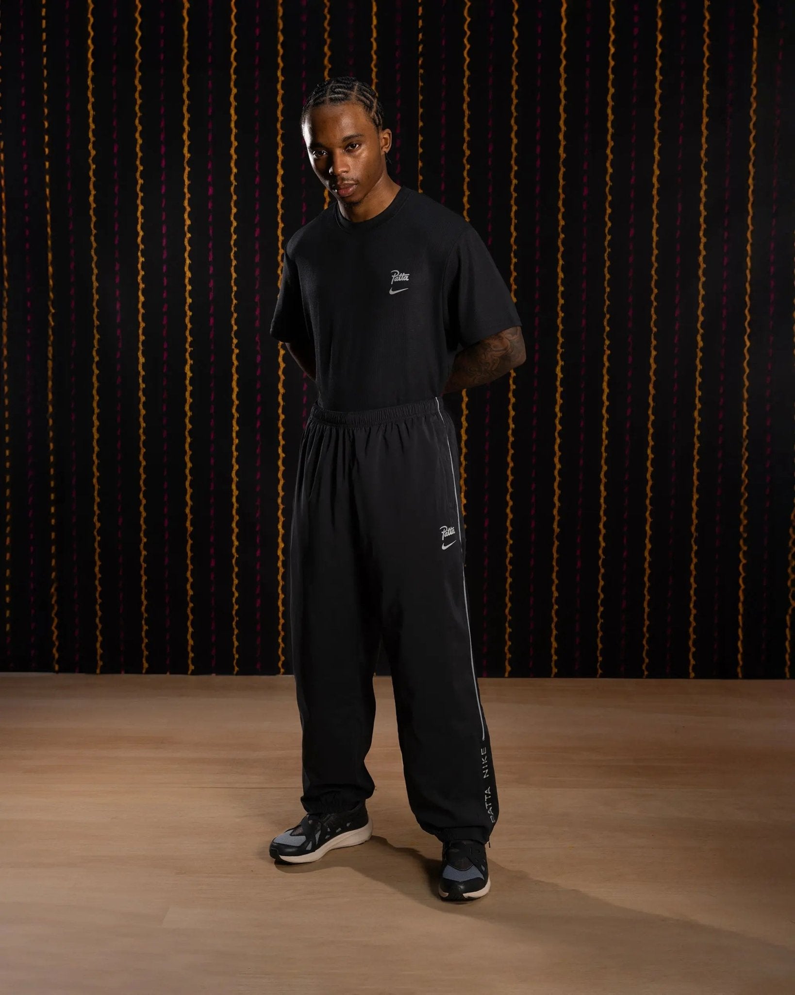 パンツ Nike Patta Men's Track Pants Black Nike x Patta Running Team Track Pants (Black) - Patta