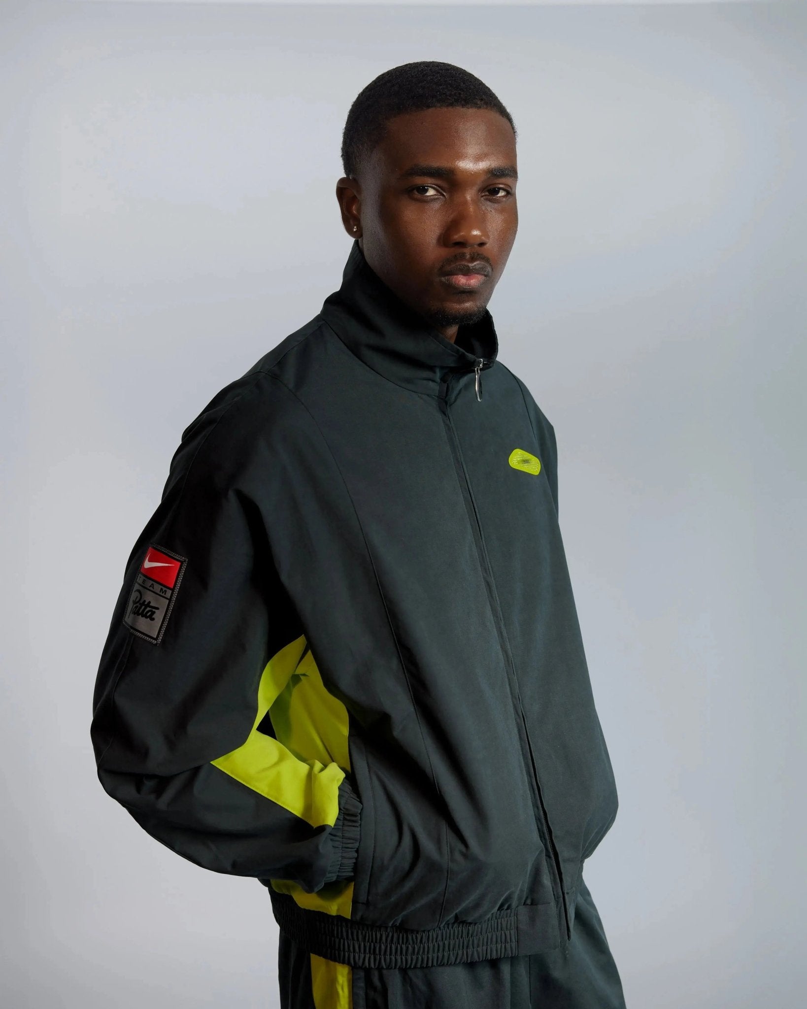 NIKE x Patta　Track Jacket　CYBER GREEN Nike x Patta Track Jacket in Black/Cyber