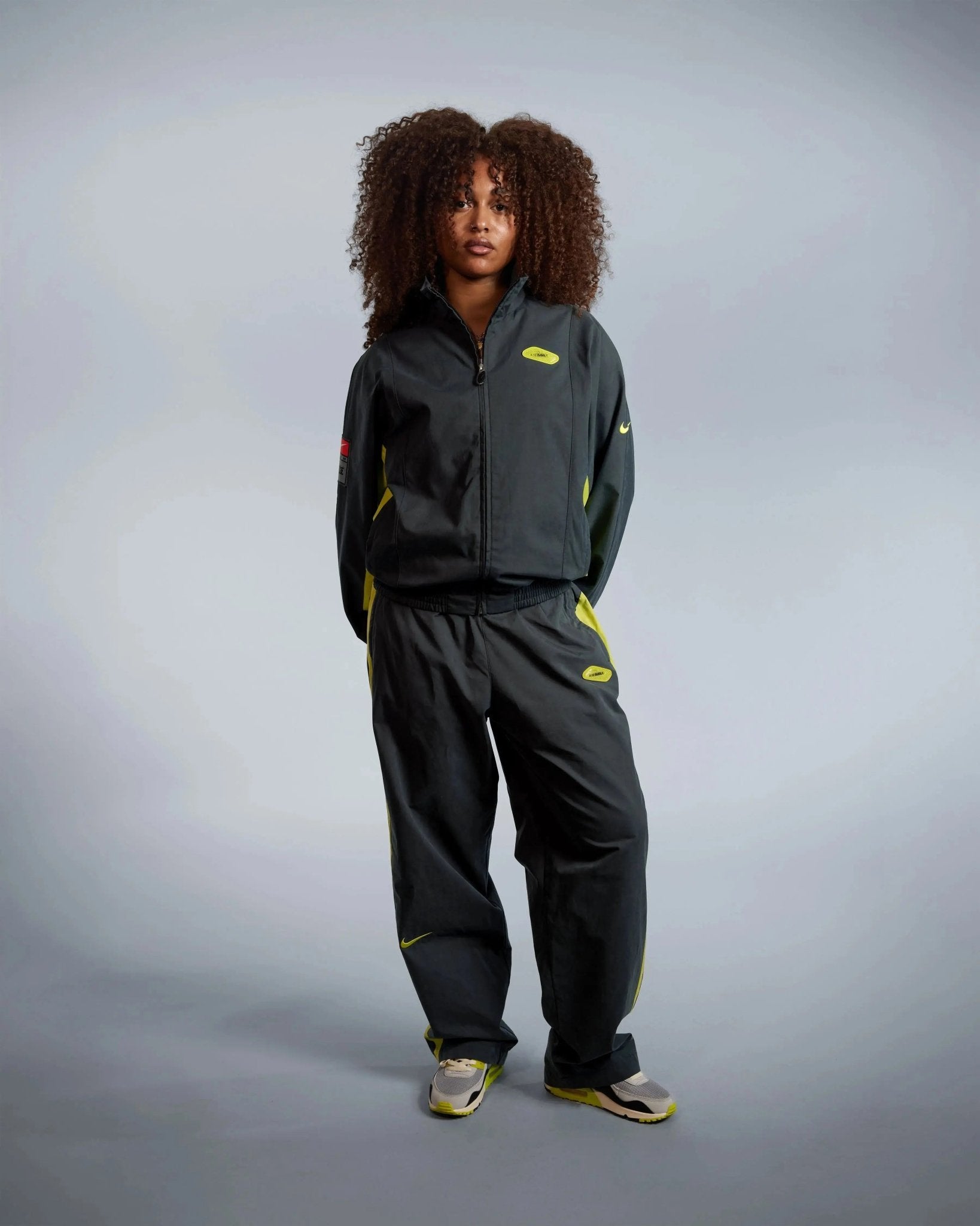 ジャケット・アウター NIKE PATTA TRACK JACKET SIZE M Patta x Nike NRG Track Jacket (Black/Cyber) - Patta