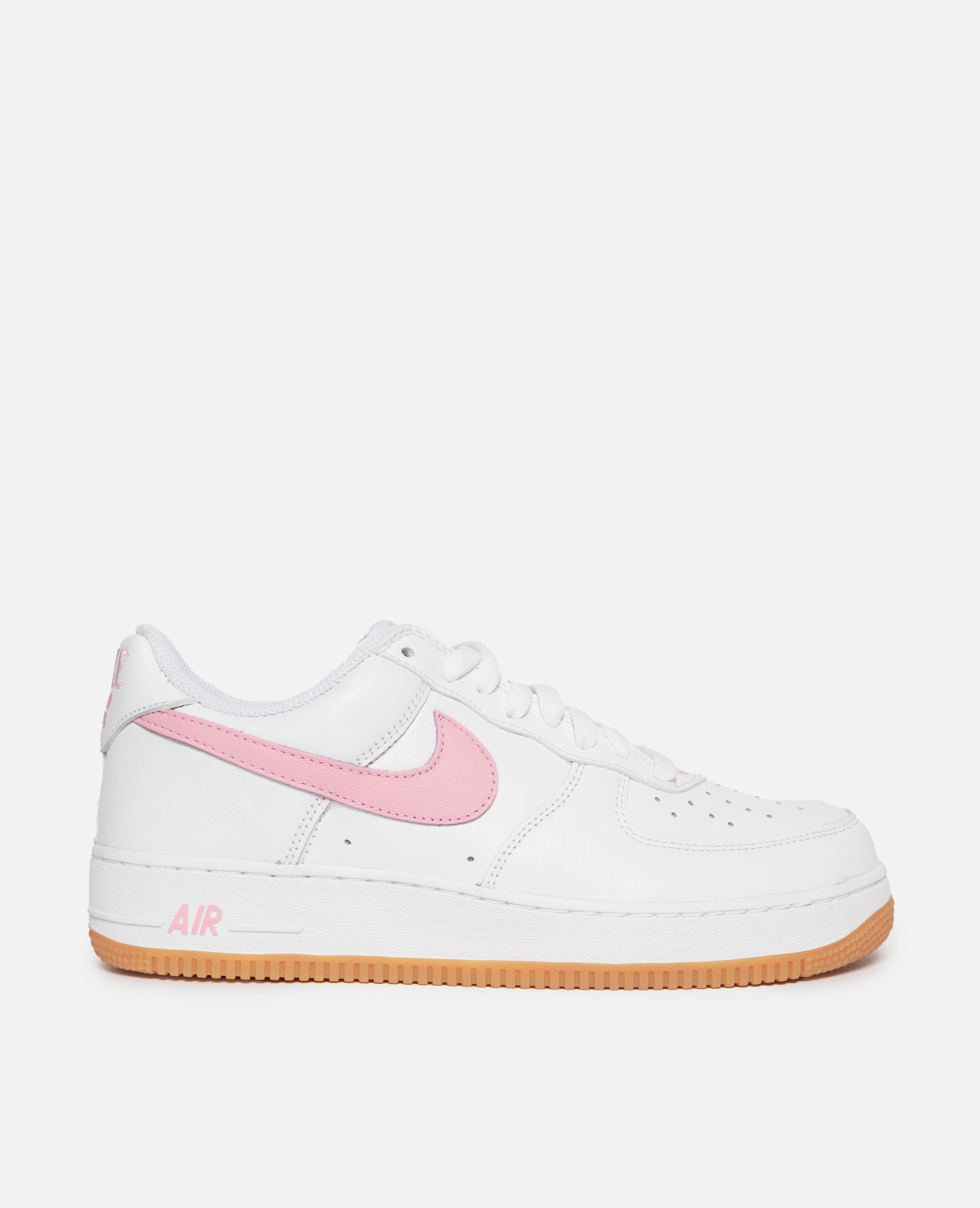 Nike air force one white best sale and pink